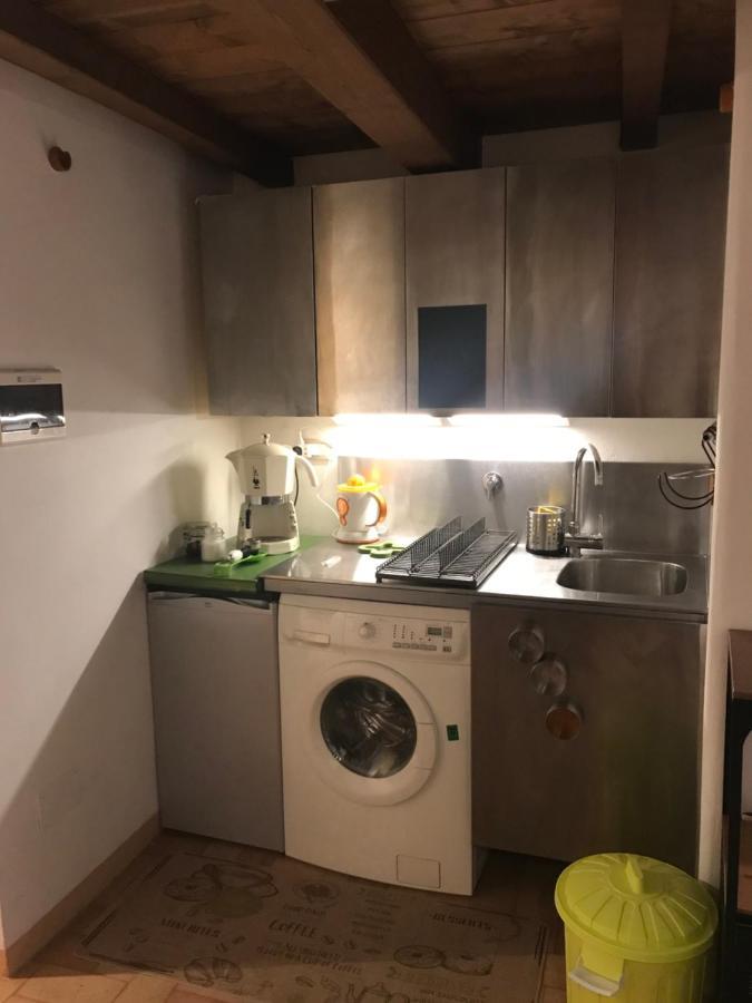 Moline Studio Appartment Болонья Екстер'єр фото